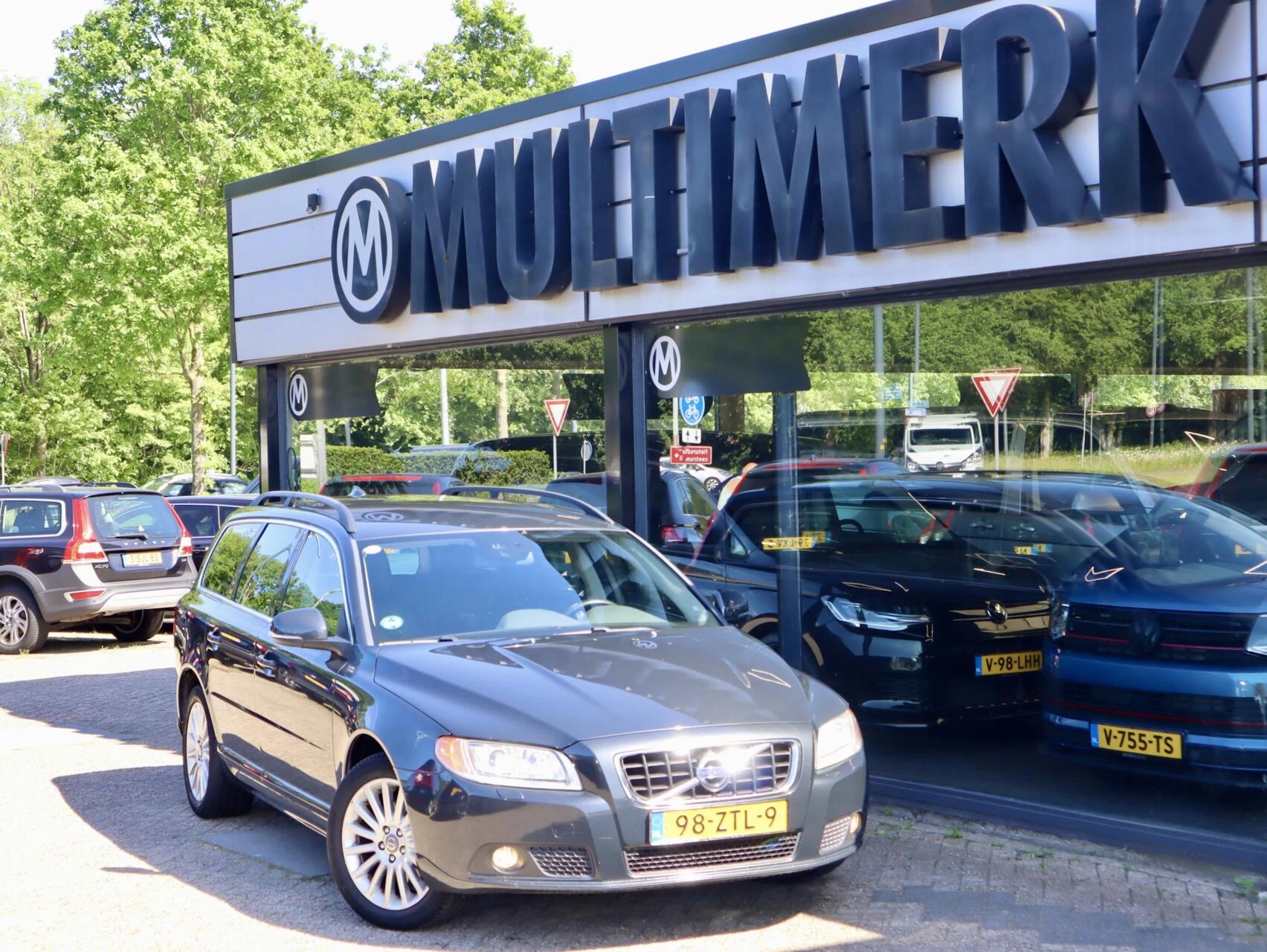 Hoofdafbeelding Volvo V70