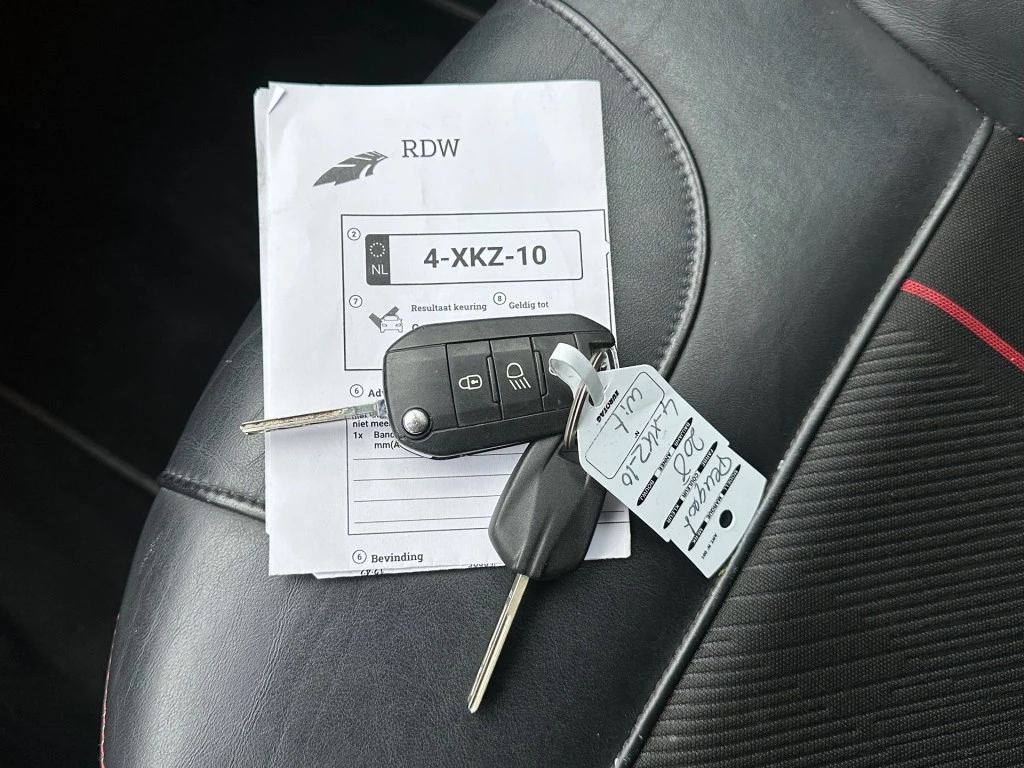 Hoofdafbeelding Peugeot 208