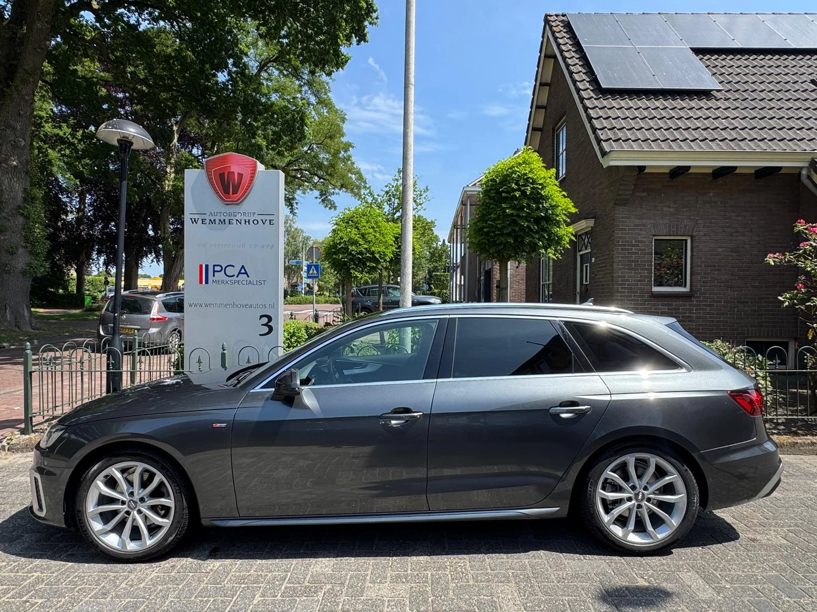 Hoofdafbeelding Audi A4