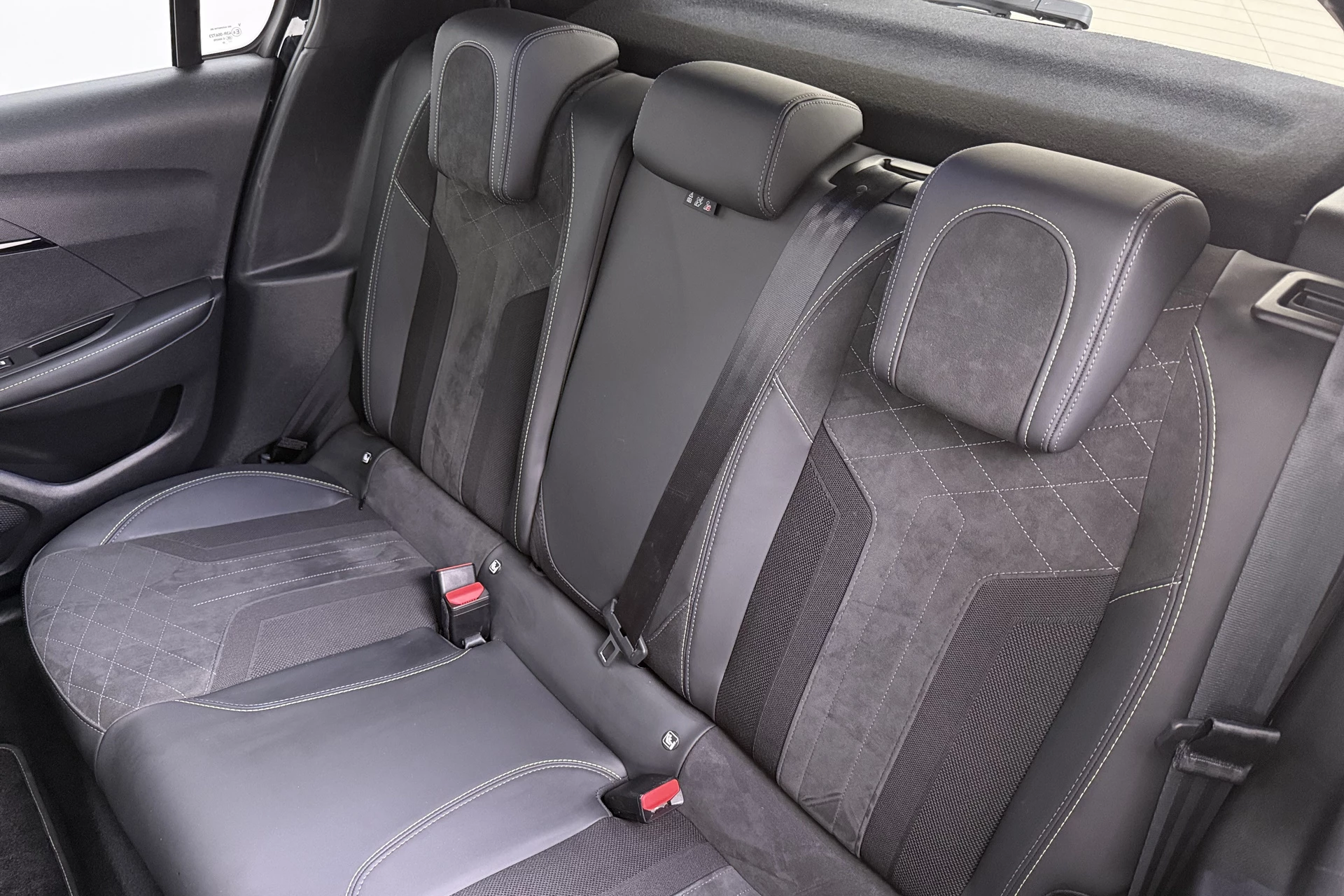 Hoofdafbeelding Peugeot e-208