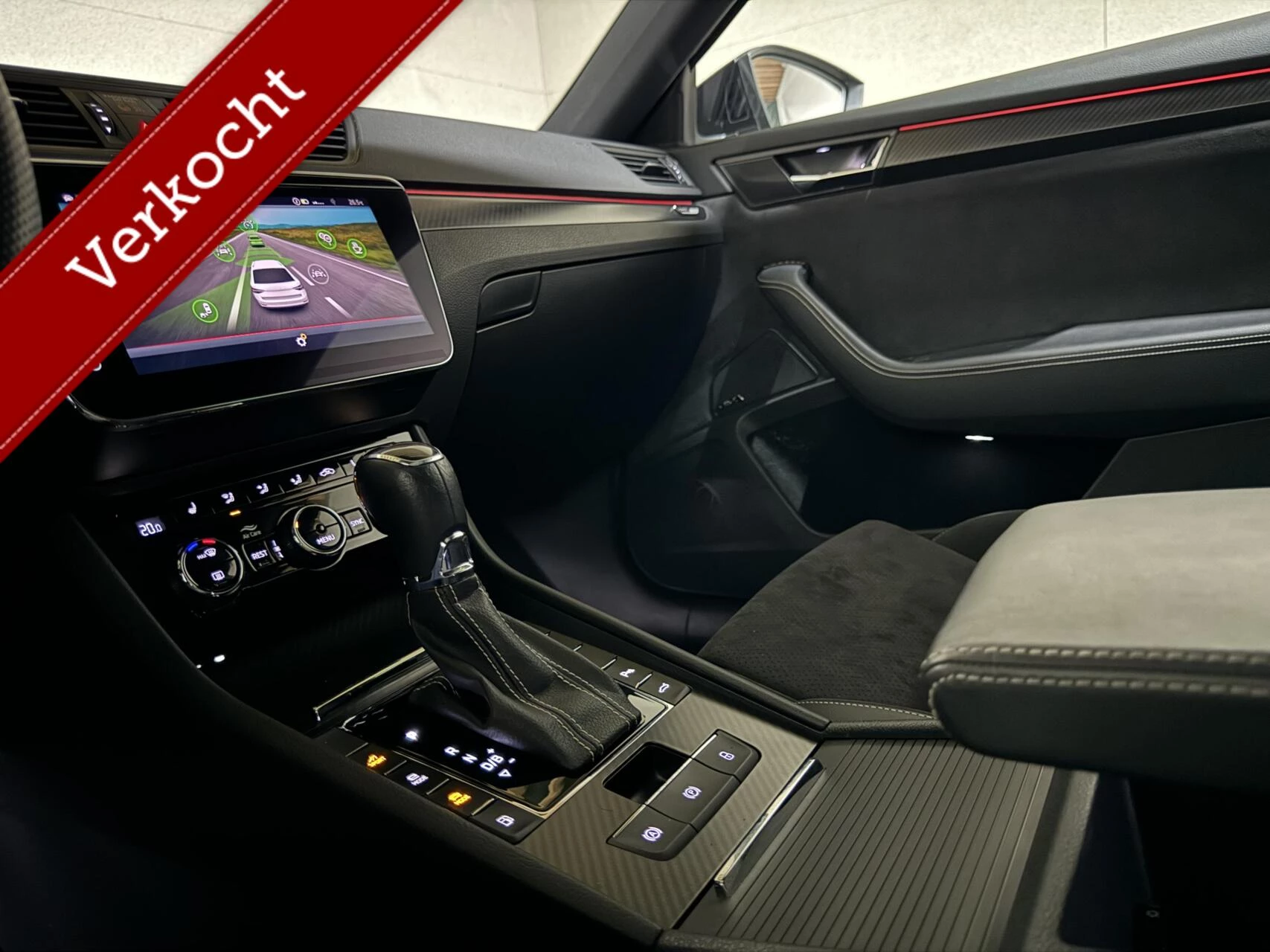 Hoofdafbeelding Škoda Superb