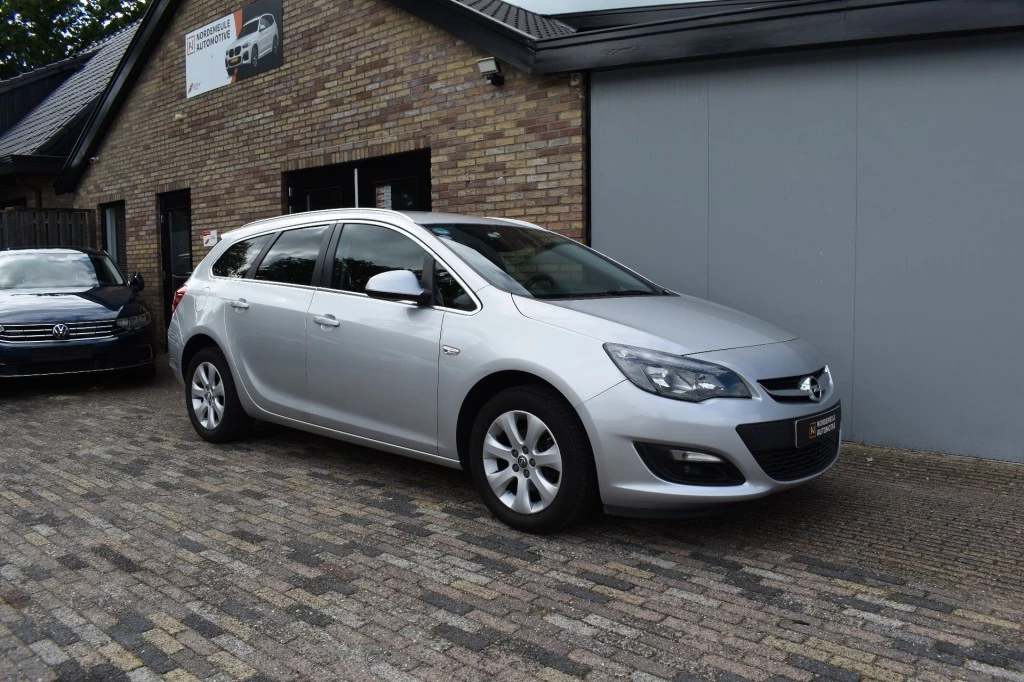 Hoofdafbeelding Opel Astra