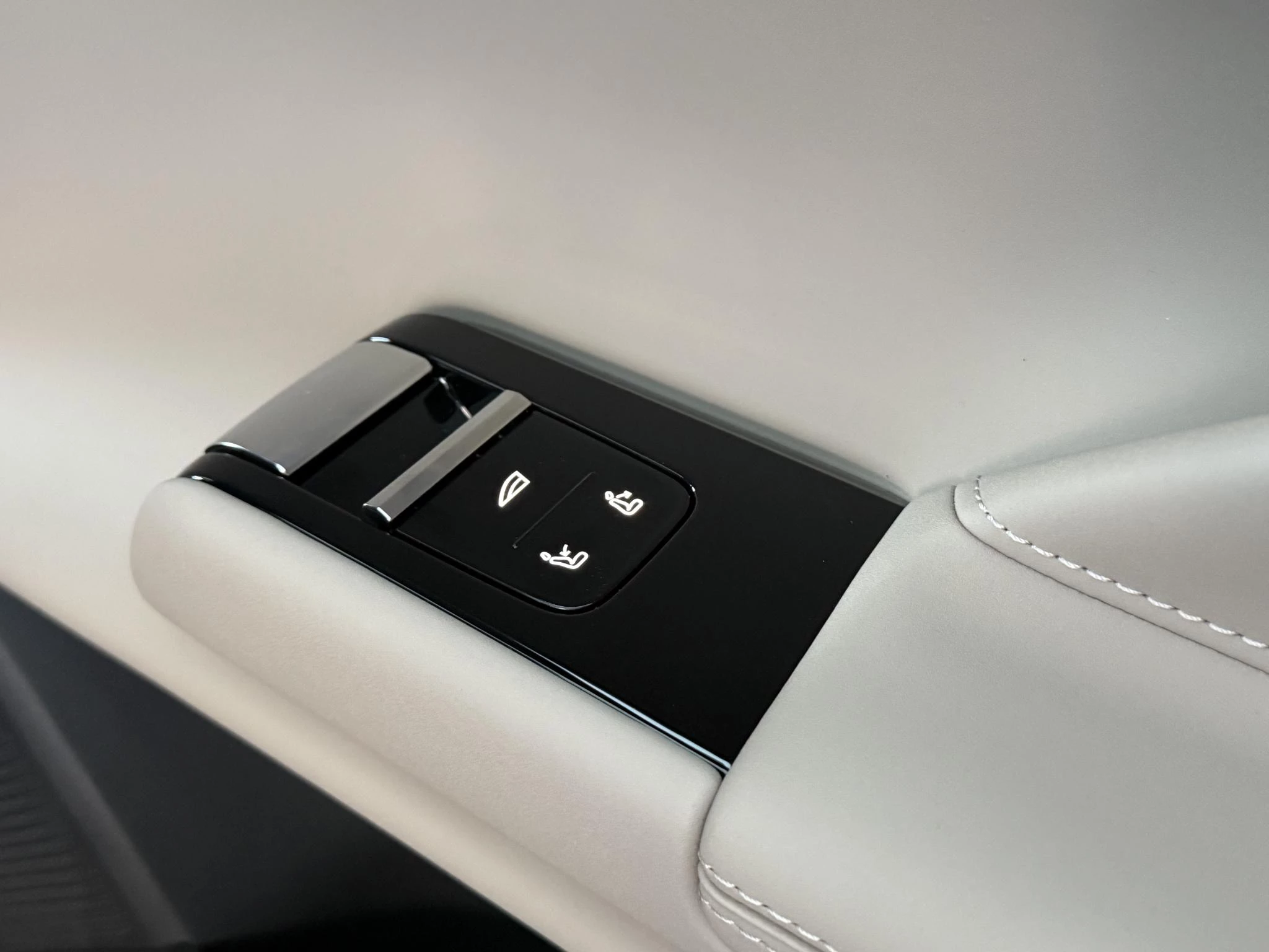 Hoofdafbeelding Volvo ES90