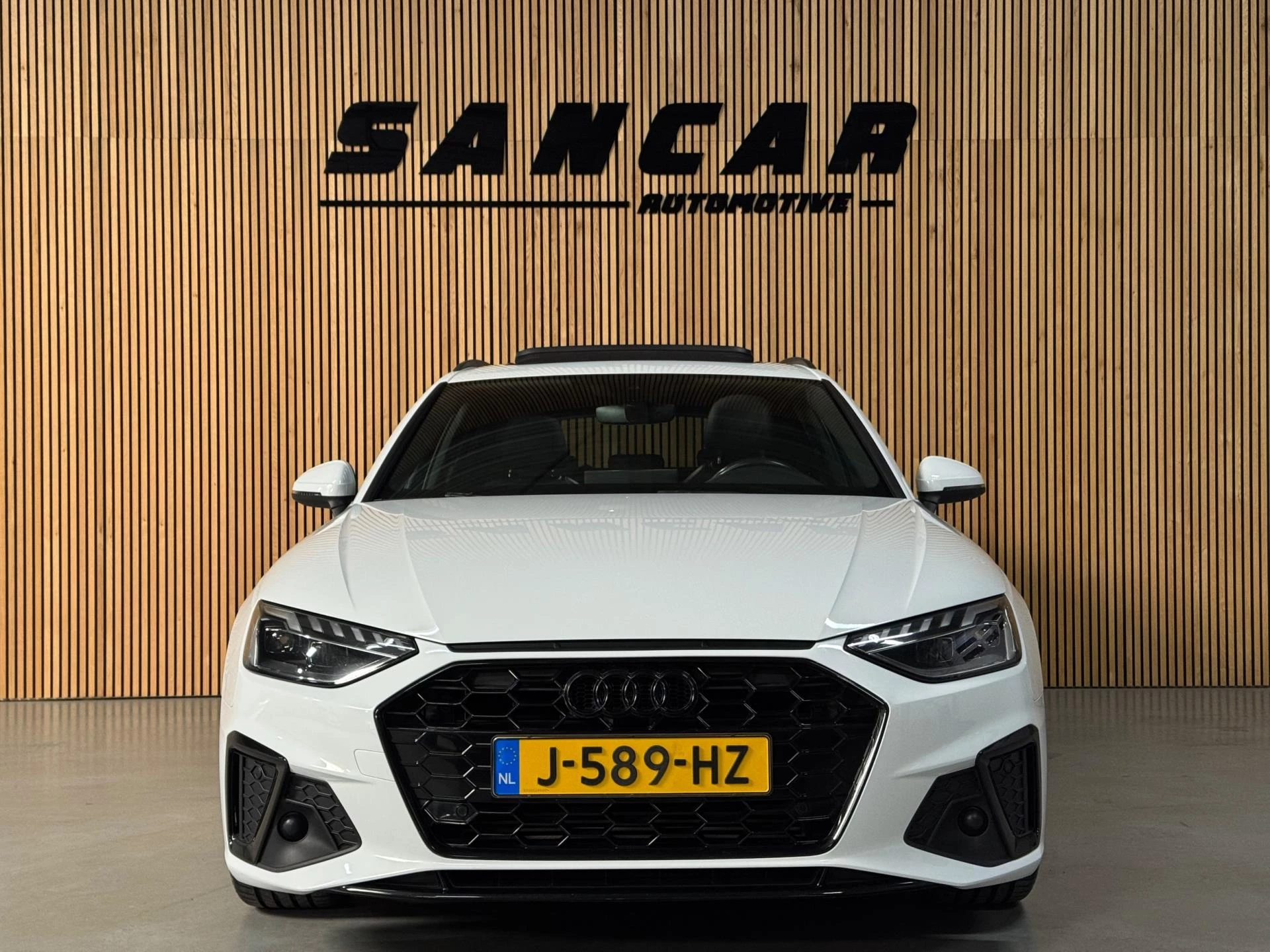 Hoofdafbeelding Audi A4