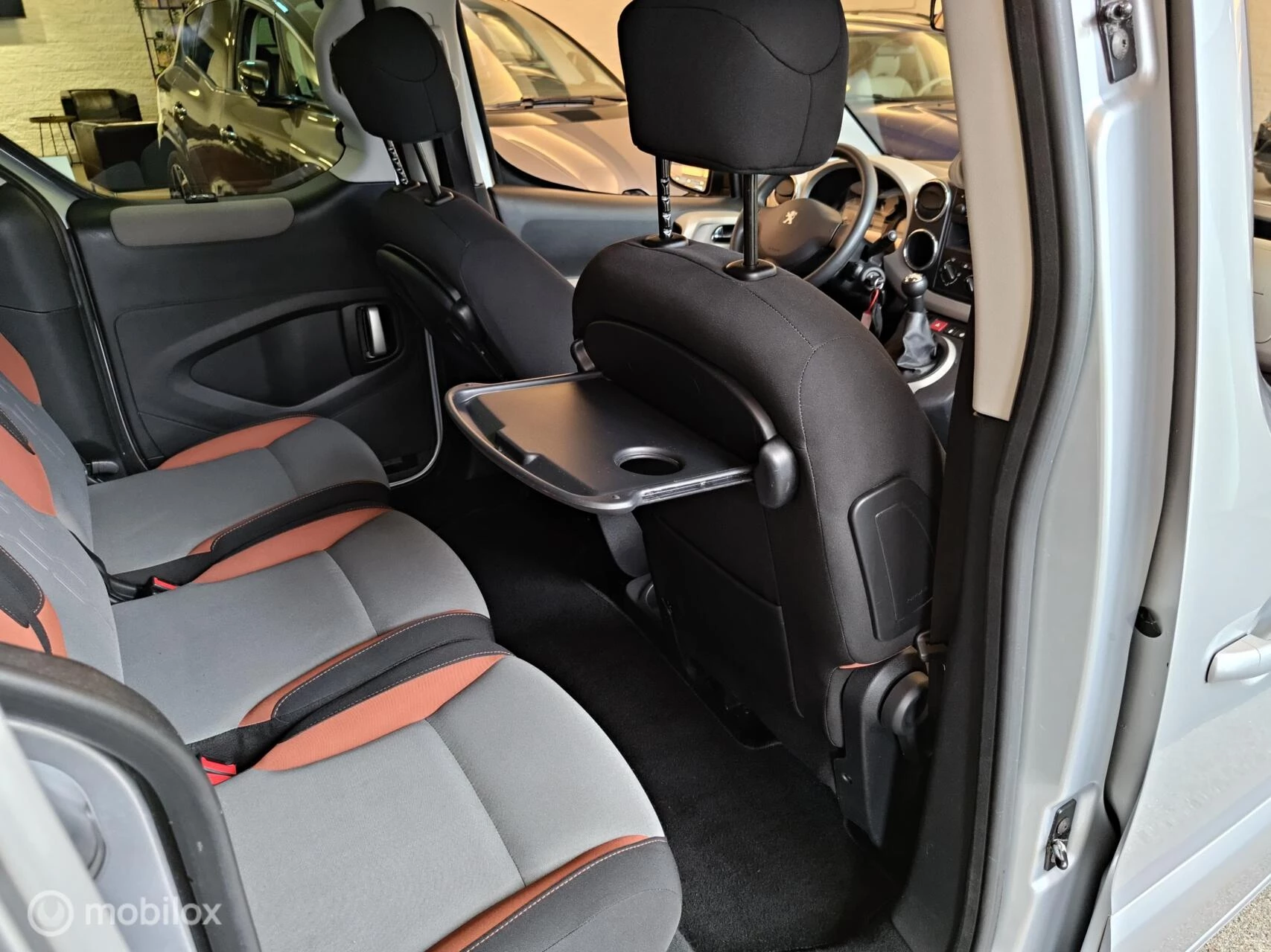 Hoofdafbeelding Peugeot Partner