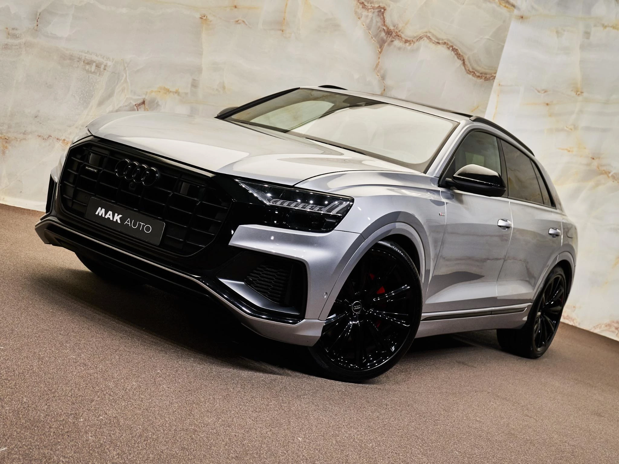 Hoofdafbeelding Audi Q8