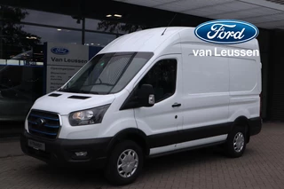 Ford E-Transit 350 L2H3 TREND 68KWH 2025! 3-PERS STOELVERW. P-SENSOREN ALL-SEASON 4-JAAR/100.000KM FABR.GARANTIE