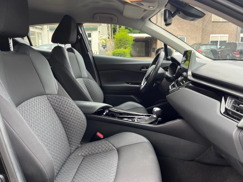 Hoofdafbeelding Toyota C-HR