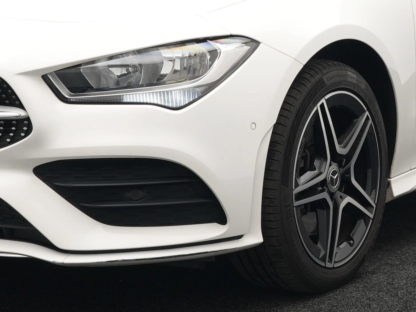 Hoofdafbeelding Mercedes-Benz CLA