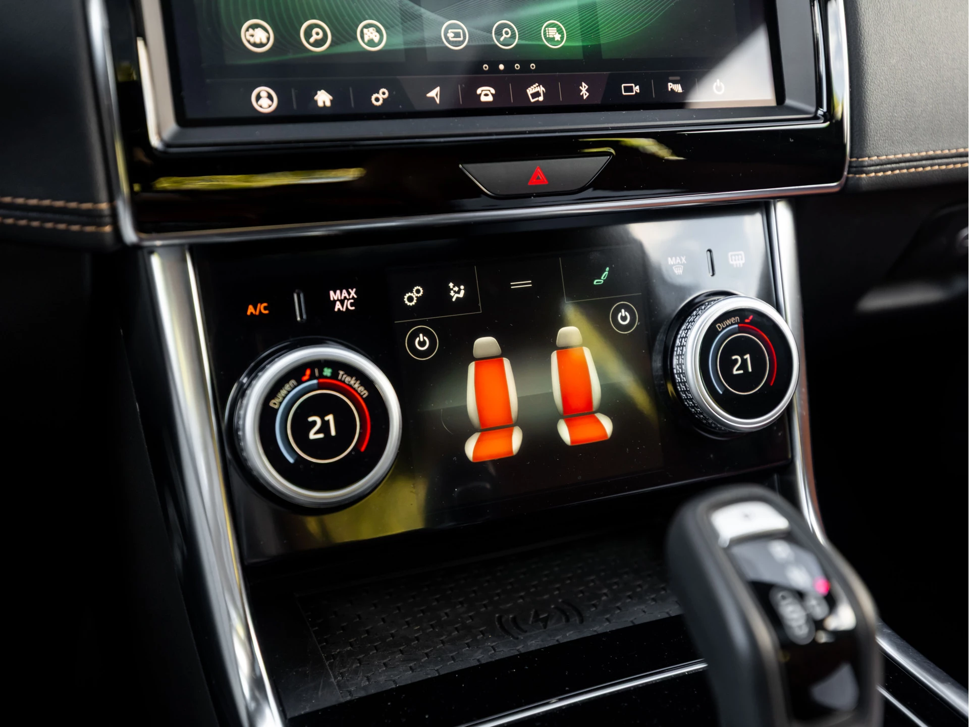 Hoofdafbeelding Jaguar XE