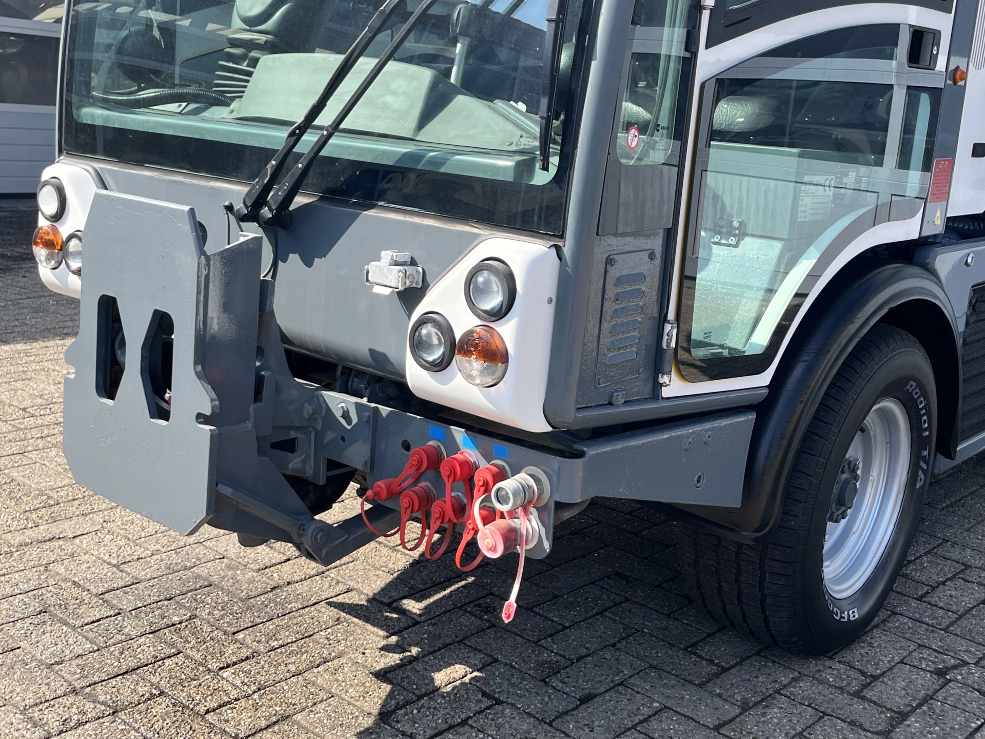 Hoofdafbeelding boschung P4T Werktuigdrager