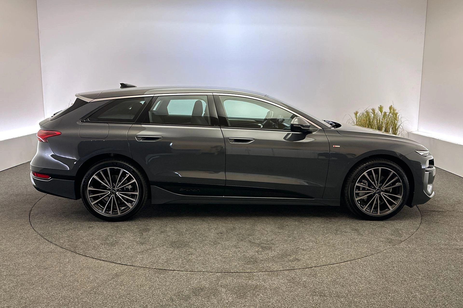 Hoofdafbeelding Audi A6 e-tron