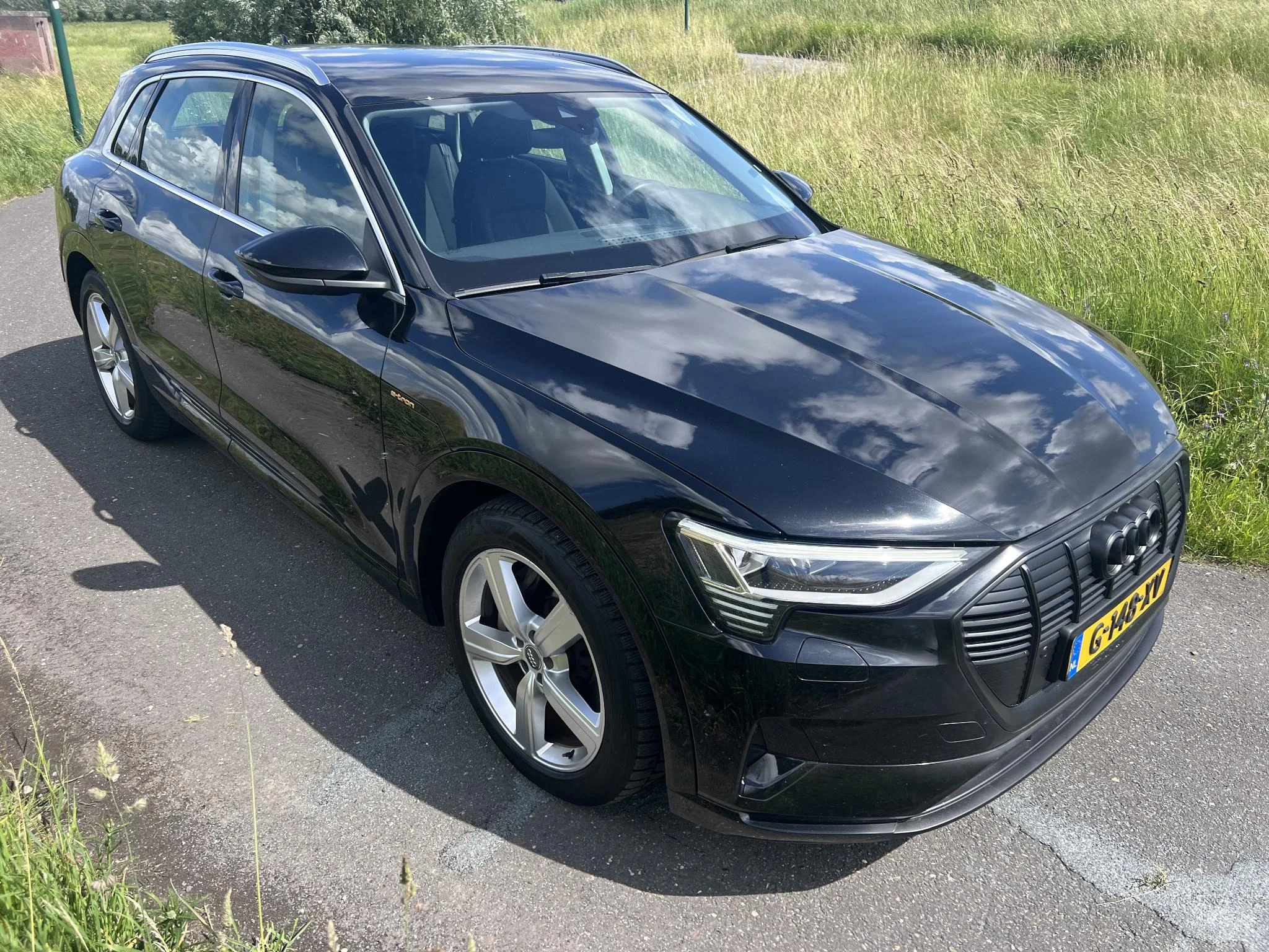 Hoofdafbeelding Audi e-tron