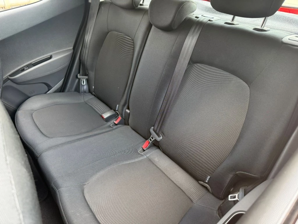 Hoofdafbeelding Hyundai i10