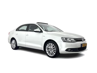 Volkswagen Jetta 1.4 TSI Hybrid Highline Aut. *PANO | XENON | NAVI-FULLMAP | HEATED-COMFORTSEATS | PRIVACY-GLASS | SHIFTPADDLES |  ECC | PDC | CRUISE | 17''ALU*