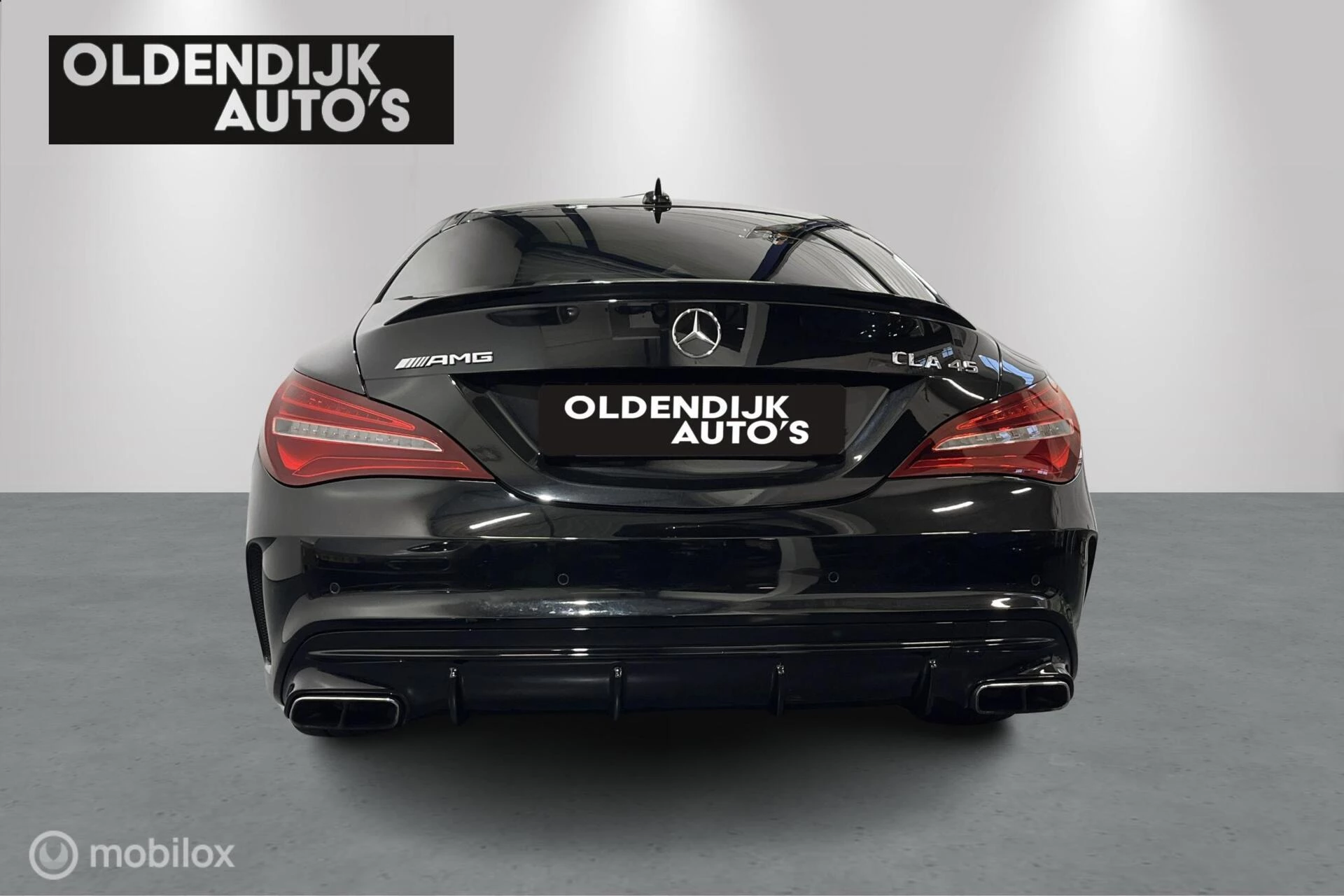 Hoofdafbeelding Mercedes-Benz CLA