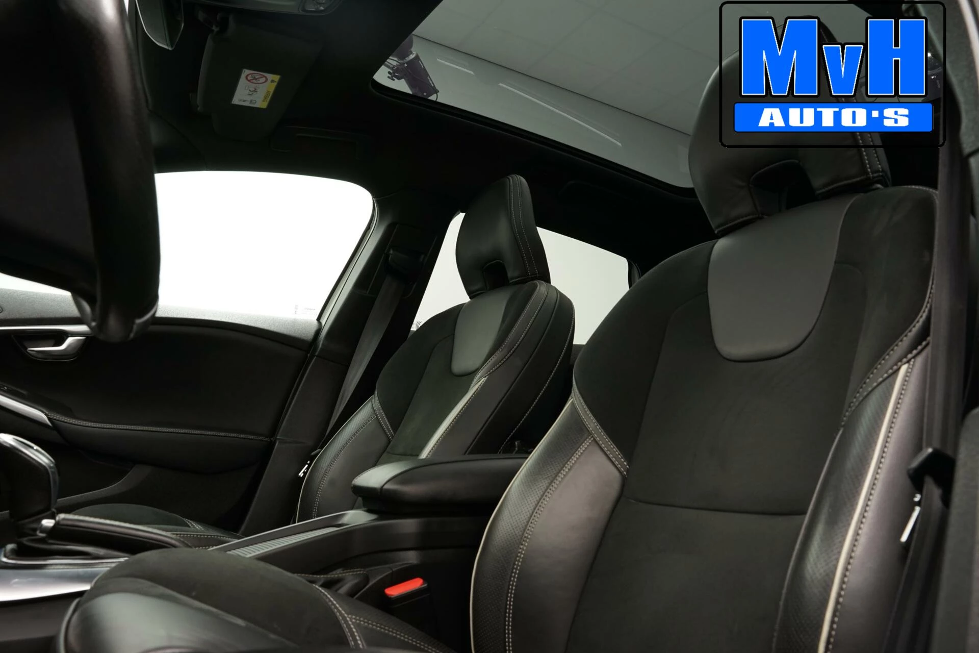 Hoofdafbeelding Volvo V40