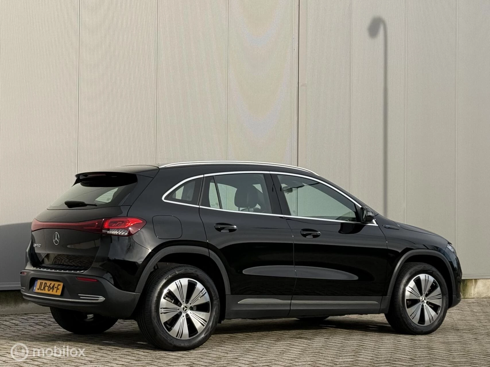 Hoofdafbeelding Mercedes-Benz EQA