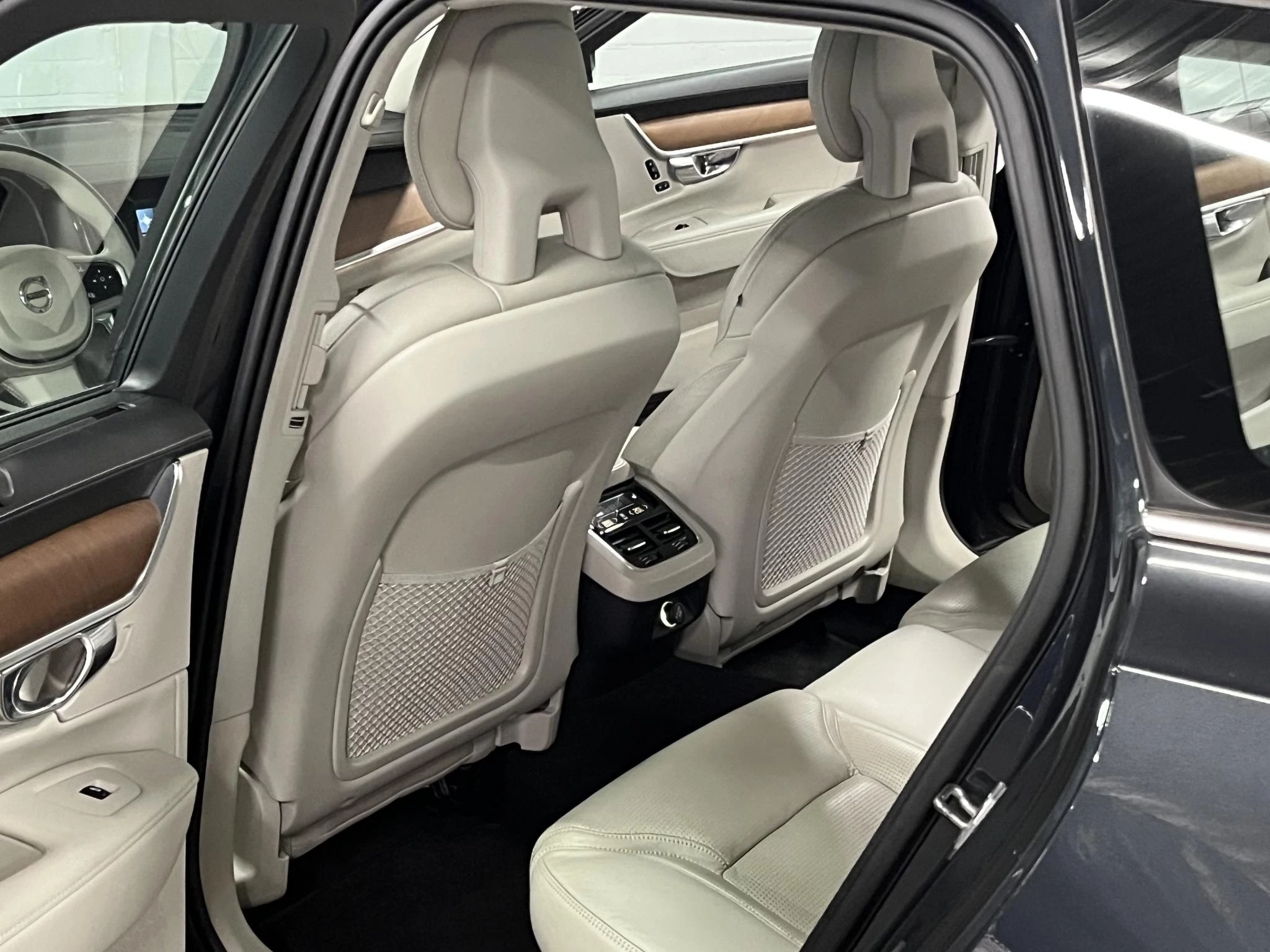 Hoofdafbeelding Volvo V90