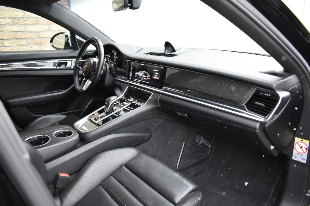 Hoofdafbeelding Porsche Panamera