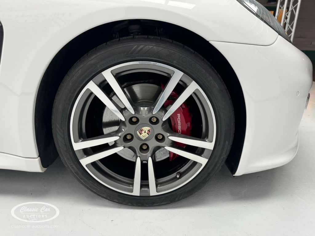 Hoofdafbeelding Porsche Panamera