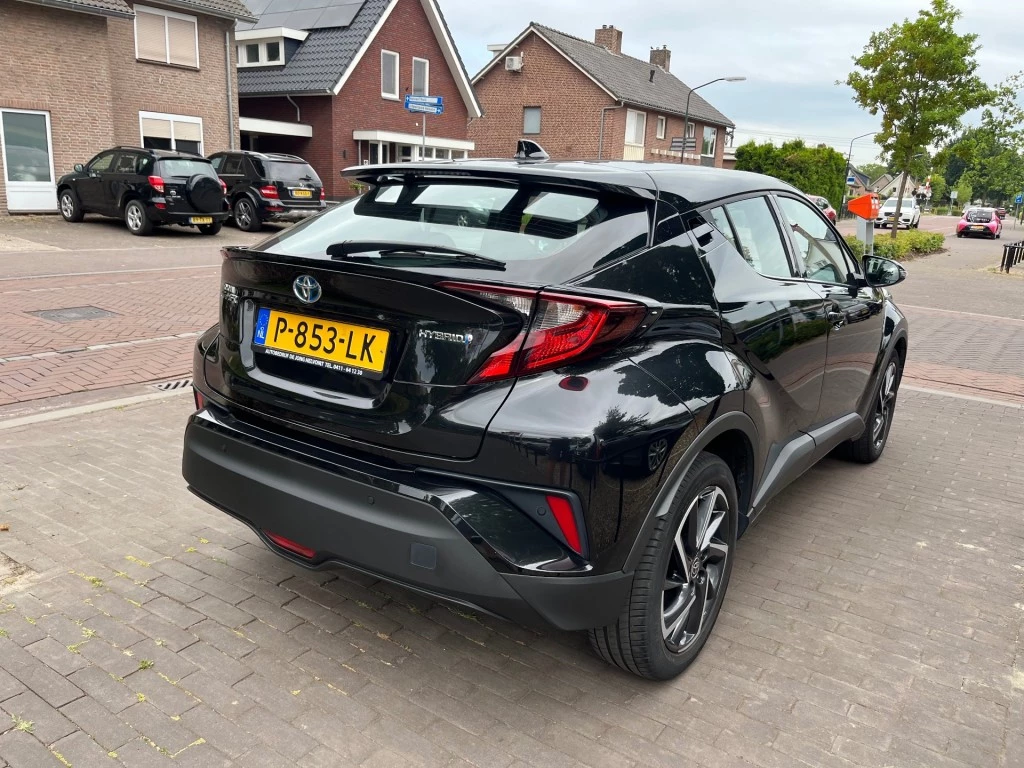 Hoofdafbeelding Toyota C-HR