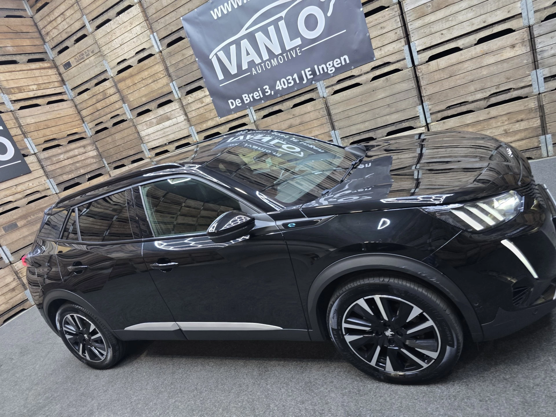 Hoofdafbeelding Peugeot e-2008