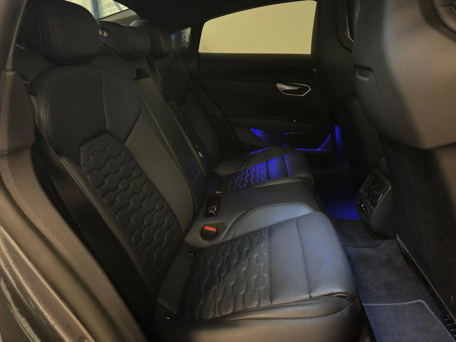 Hoofdafbeelding Audi e-tron GT