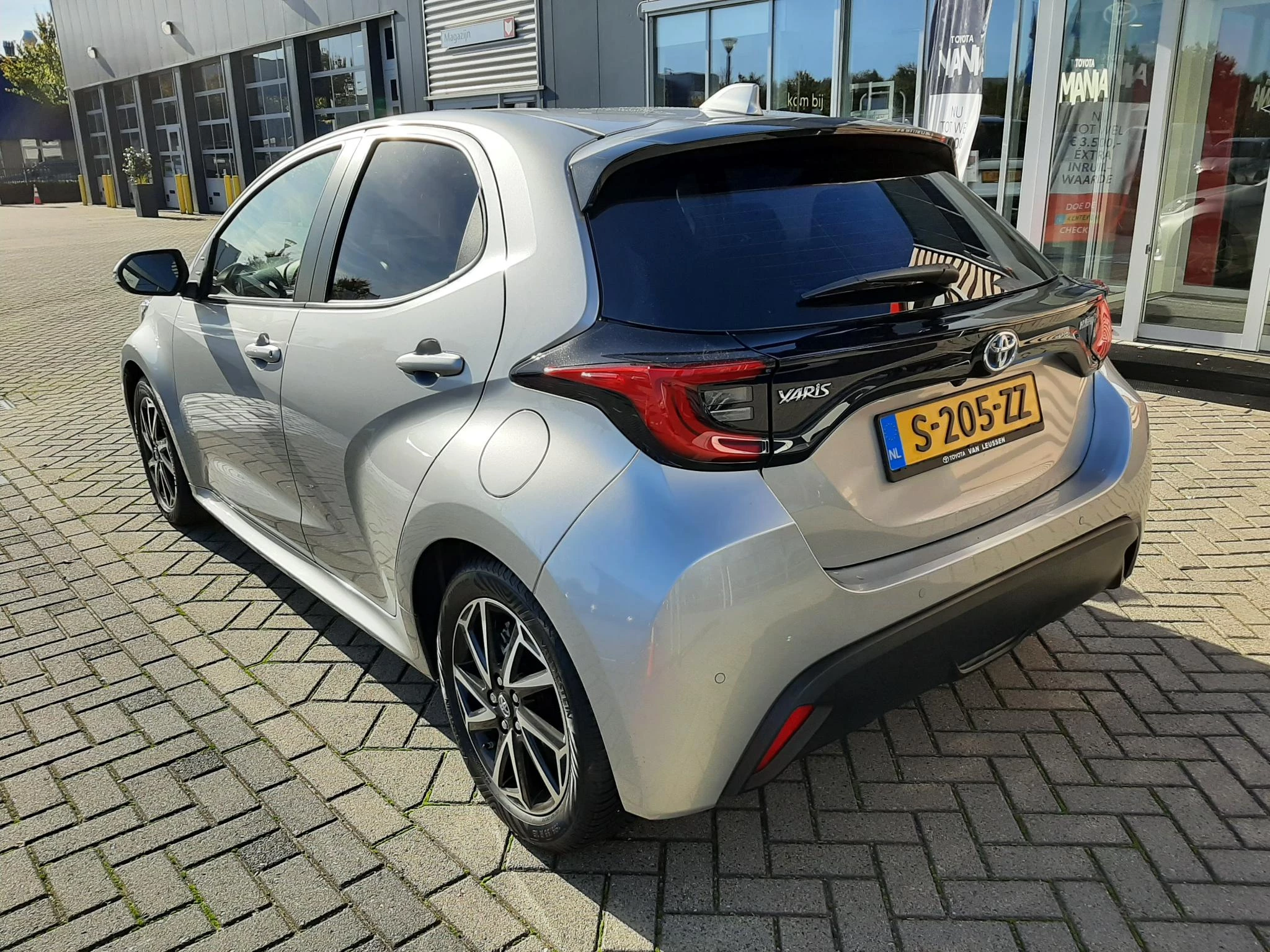 Hoofdafbeelding Toyota Yaris