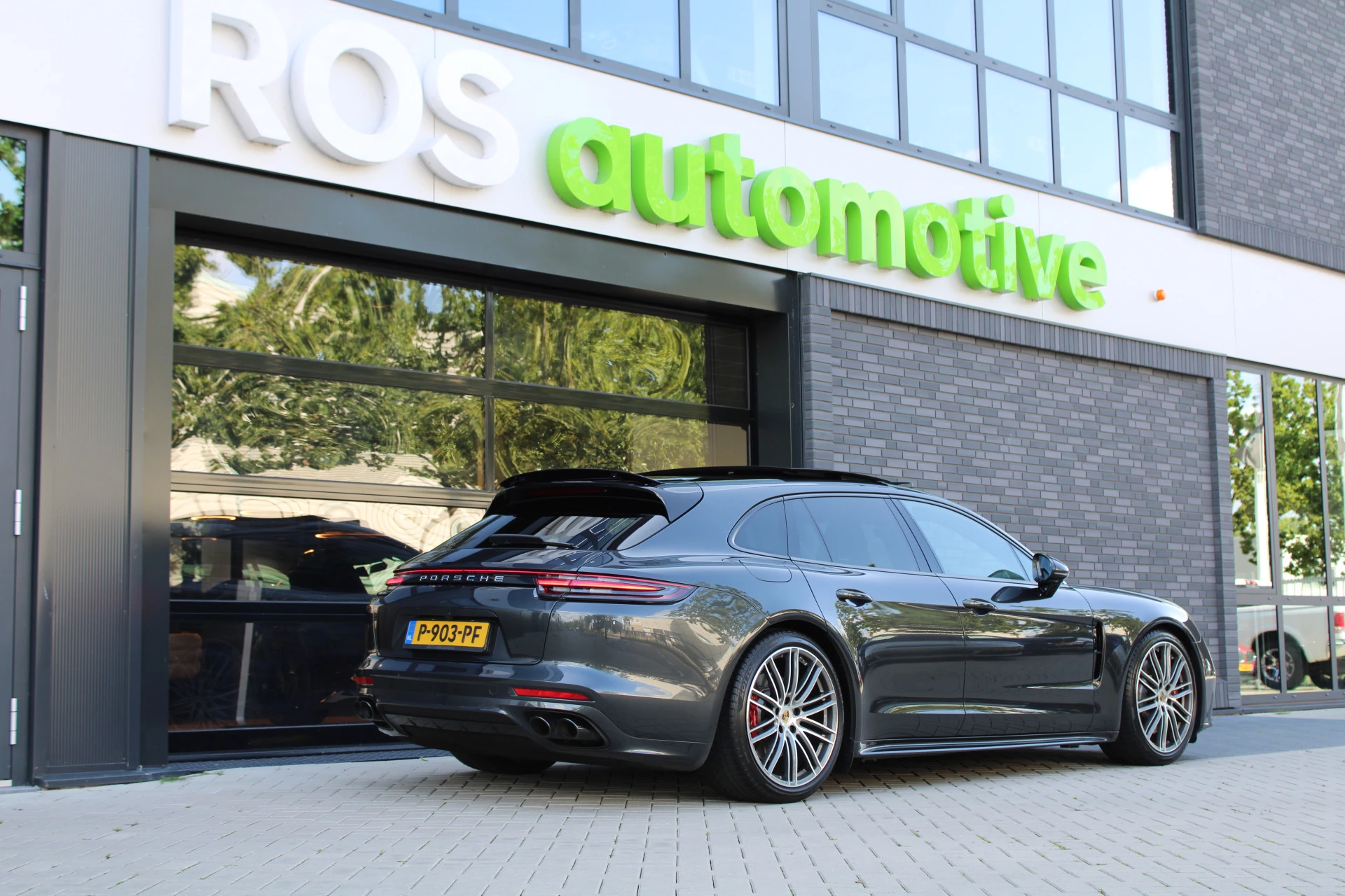 Hoofdafbeelding Porsche Panamera