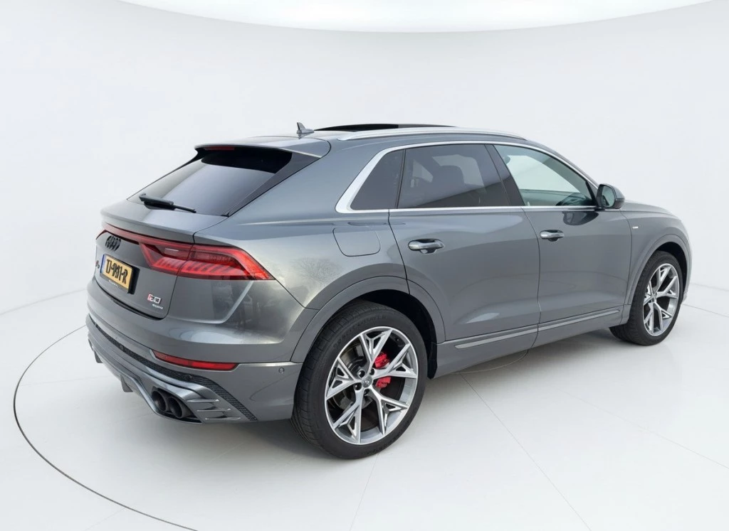 Hoofdafbeelding Audi Q8
