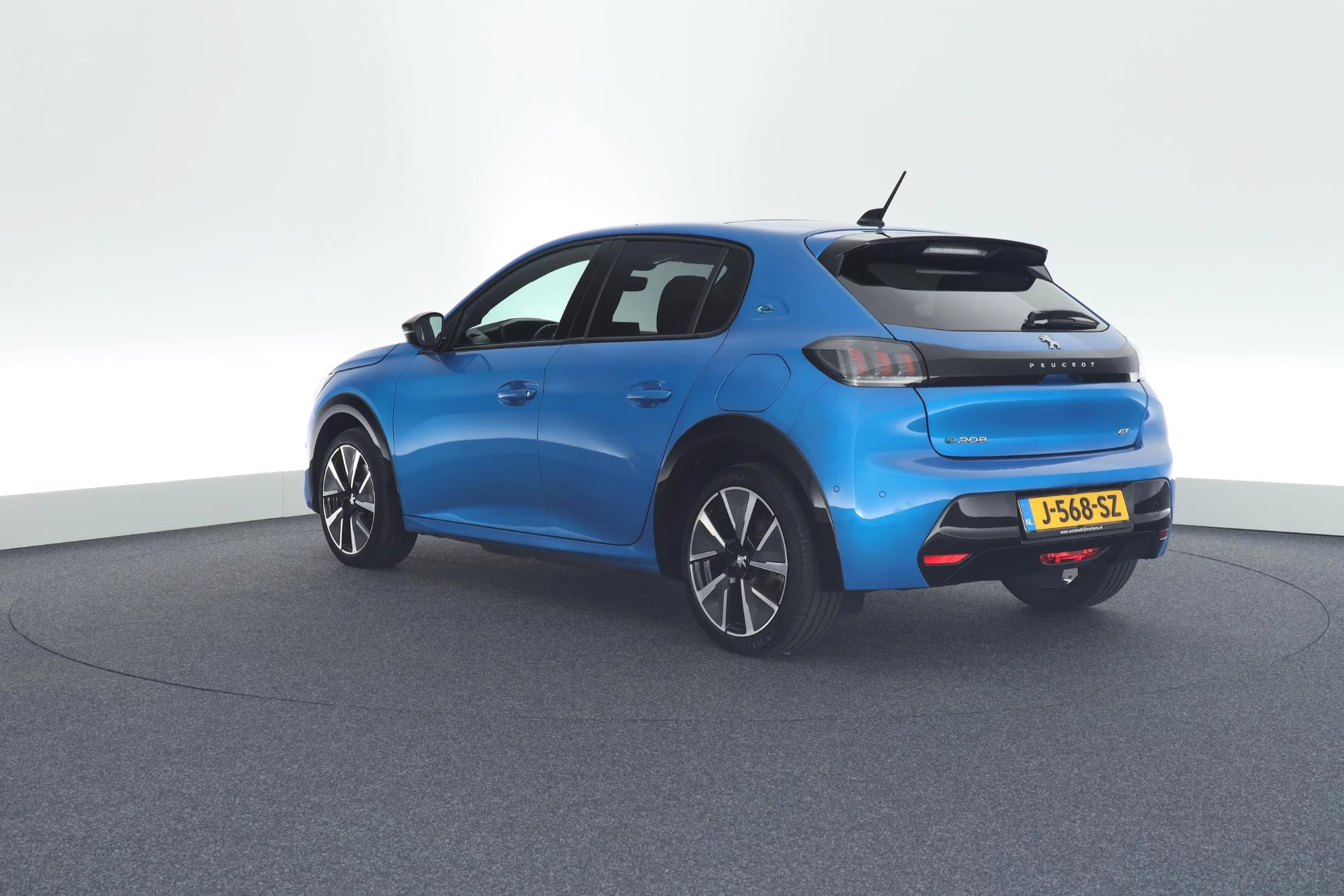 Hoofdafbeelding Peugeot e-208