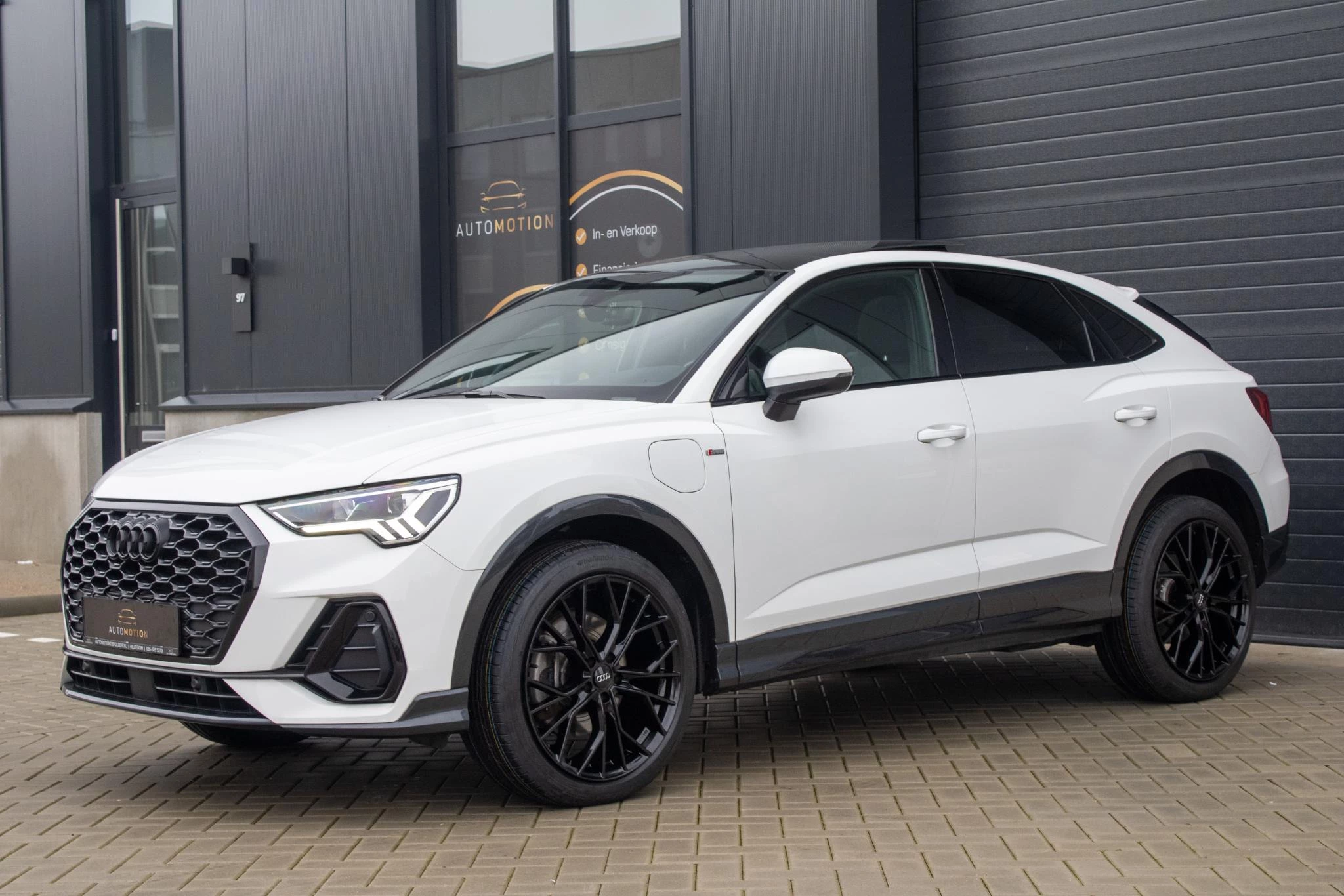 Hoofdafbeelding Audi Q3