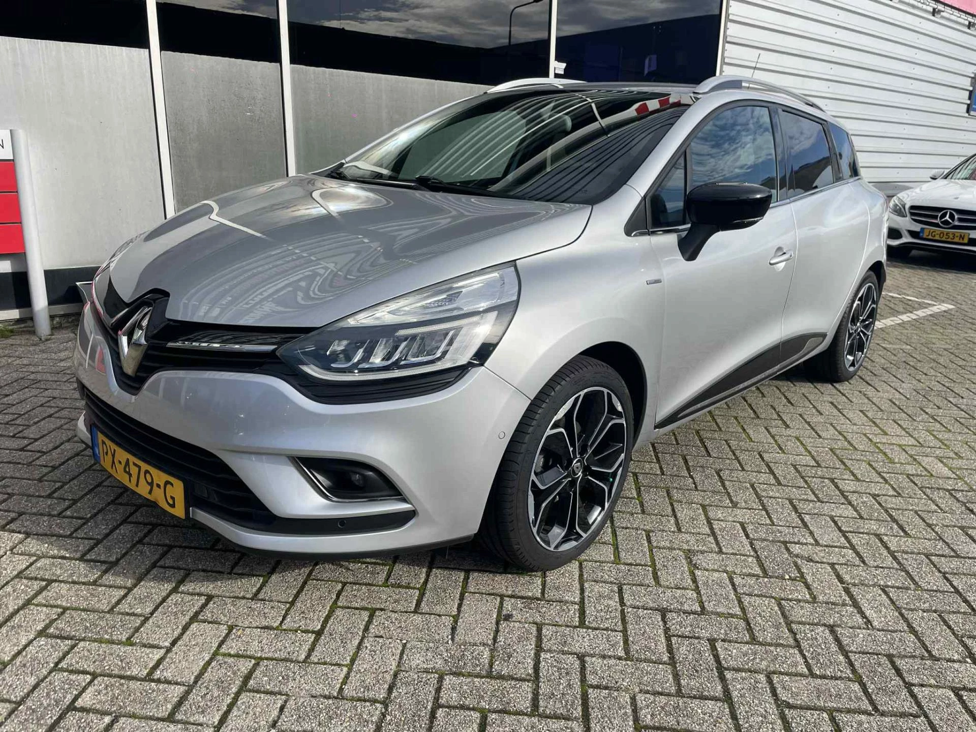 Hoofdafbeelding Renault Clio