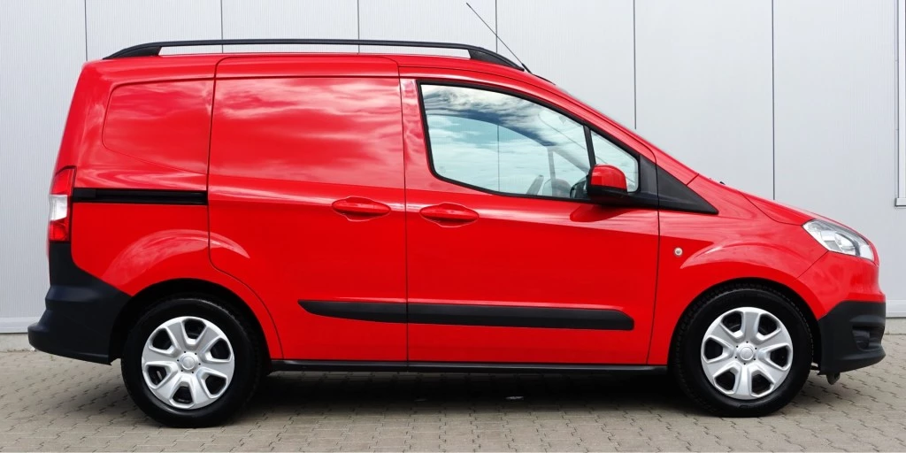 Hoofdafbeelding Ford Transit Courier