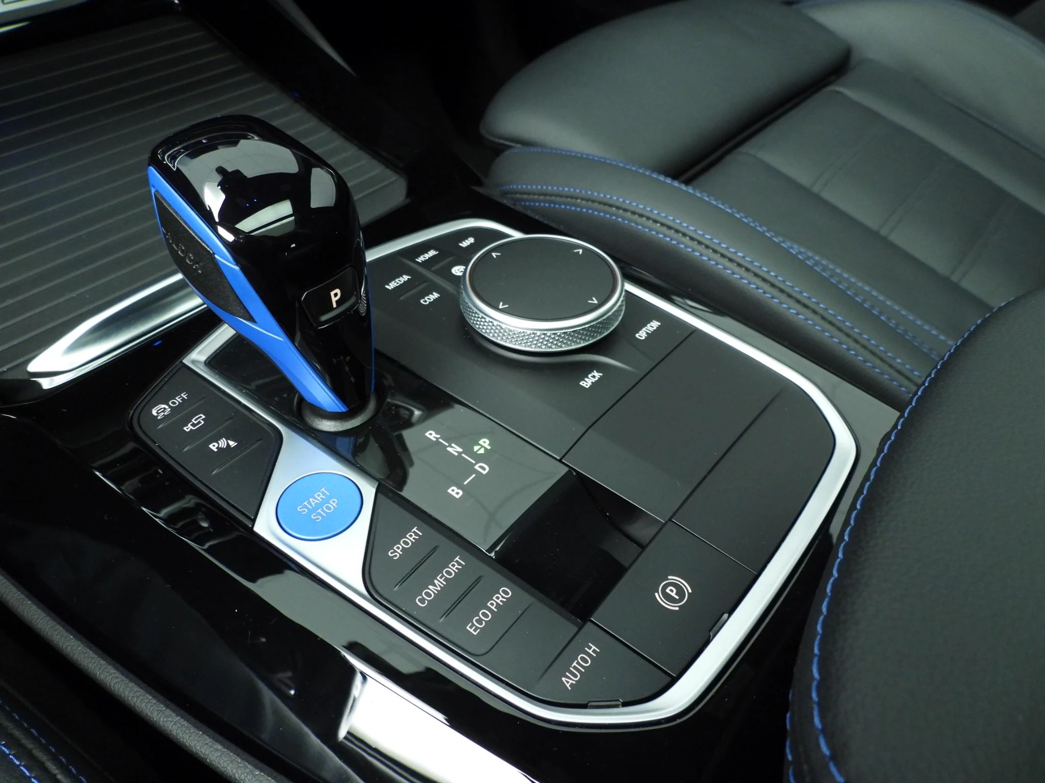 Hoofdafbeelding BMW iX3