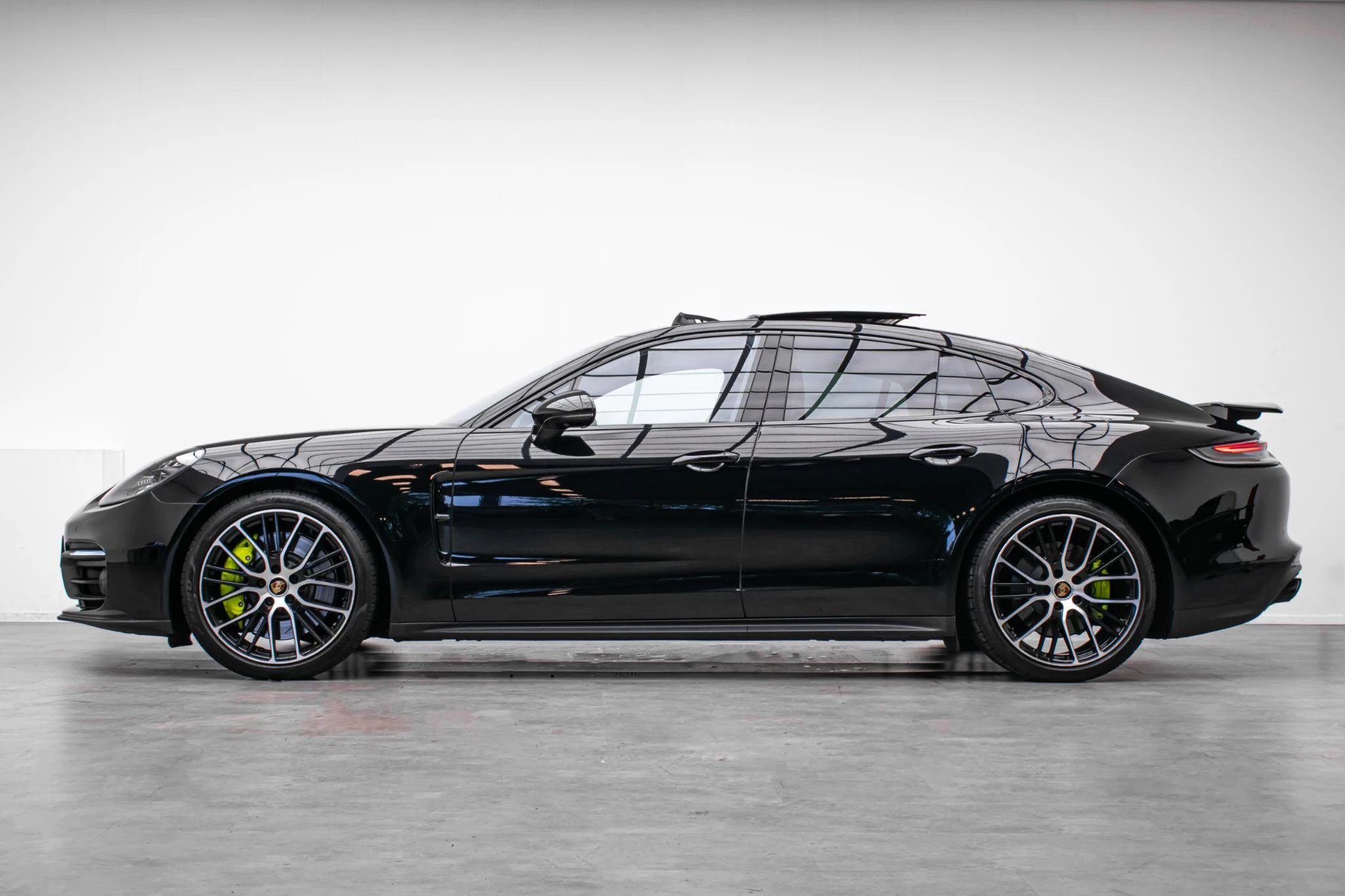 Hoofdafbeelding Porsche Panamera