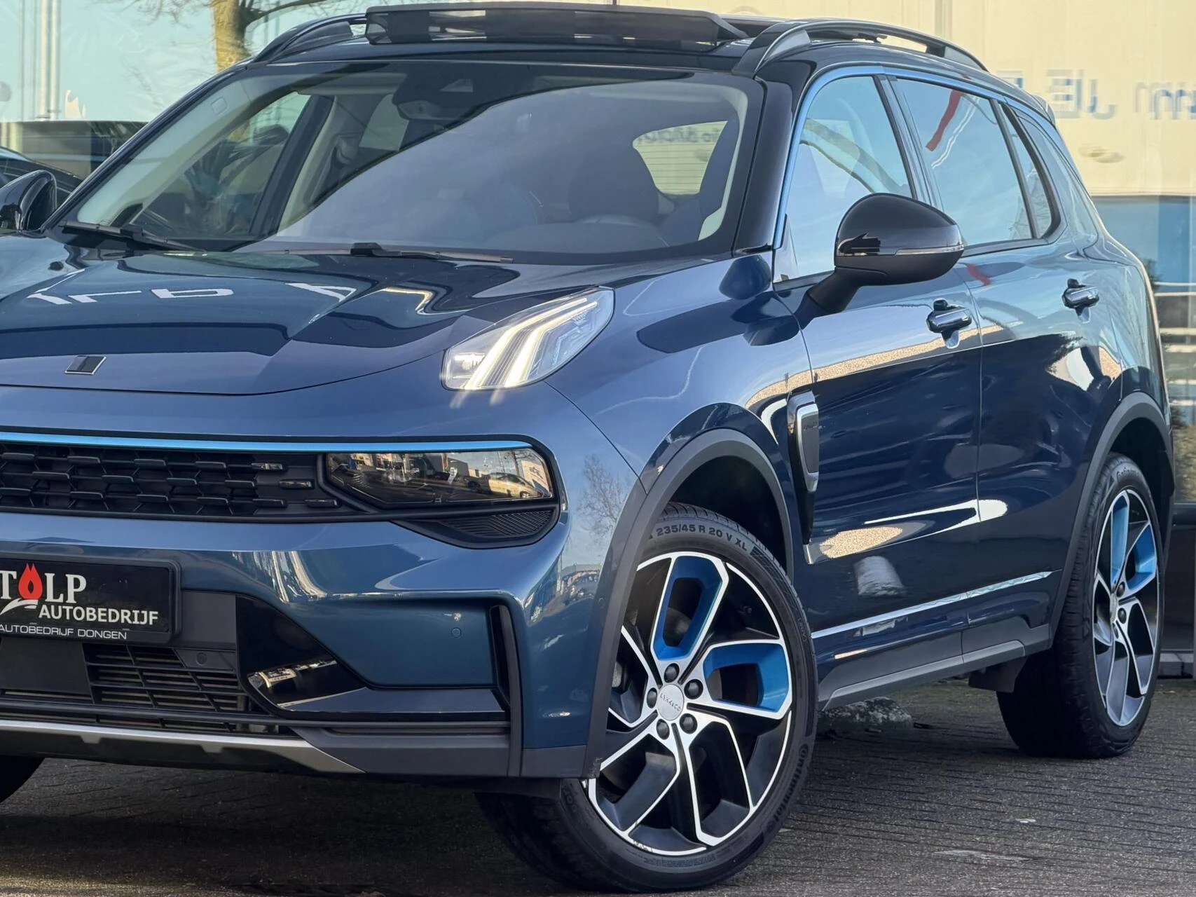 Hoofdafbeelding Lynk & Co 01