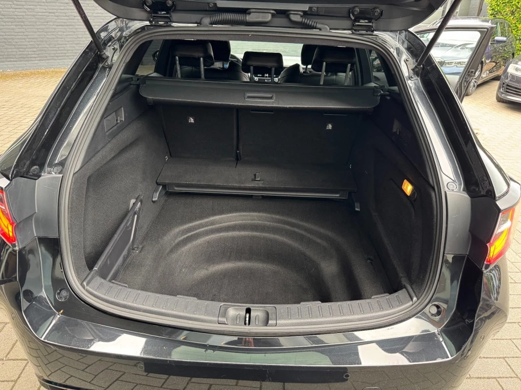 Hoofdafbeelding Toyota Corolla