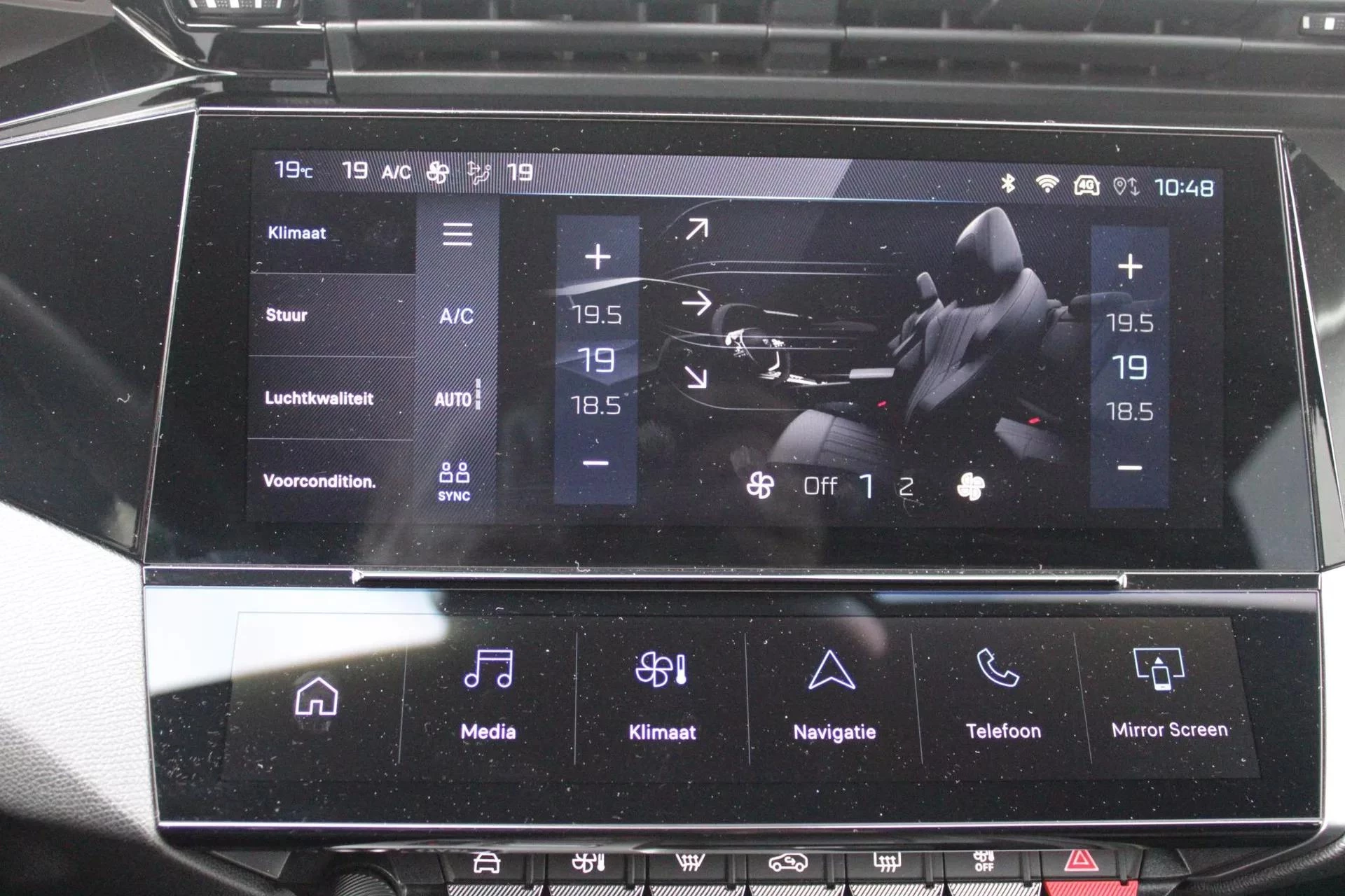 Hoofdafbeelding Peugeot 408