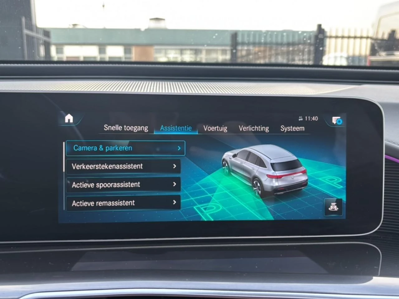 Hoofdafbeelding Mercedes-Benz EQC