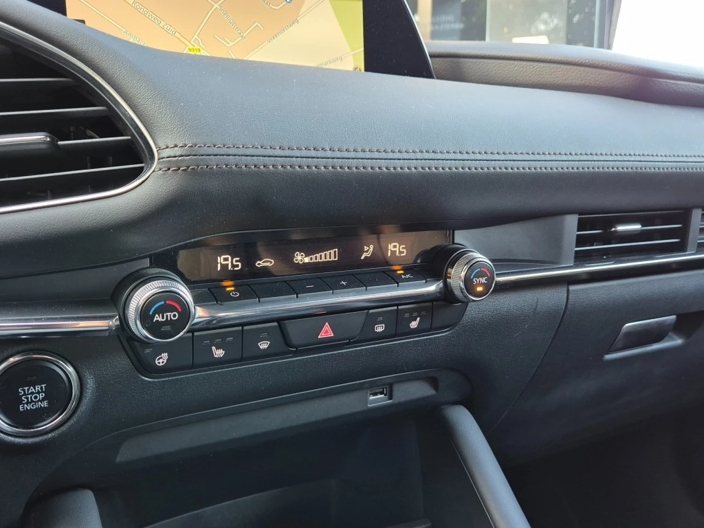 Hoofdafbeelding Mazda 3