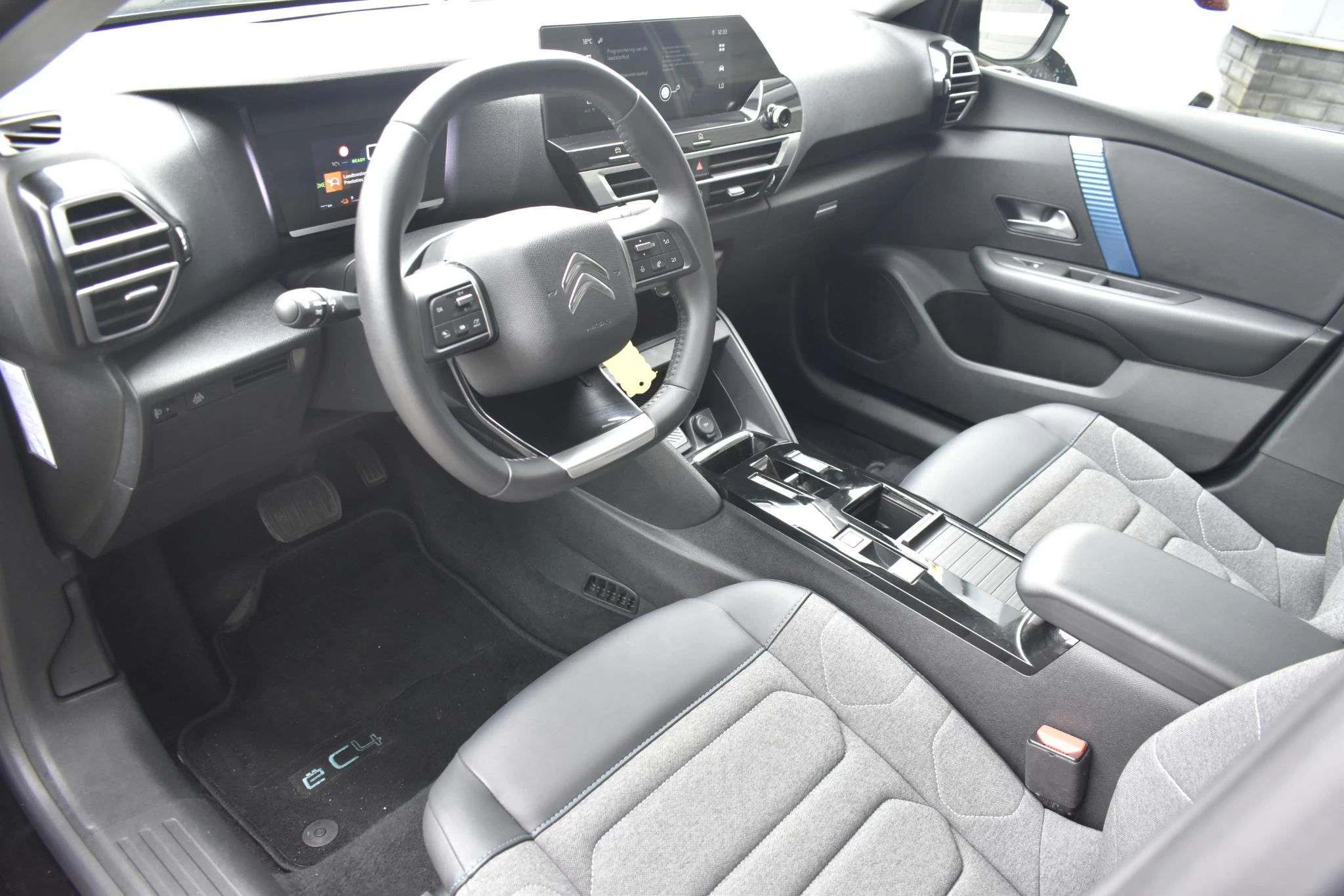 Hoofdafbeelding Citroën ë-C4