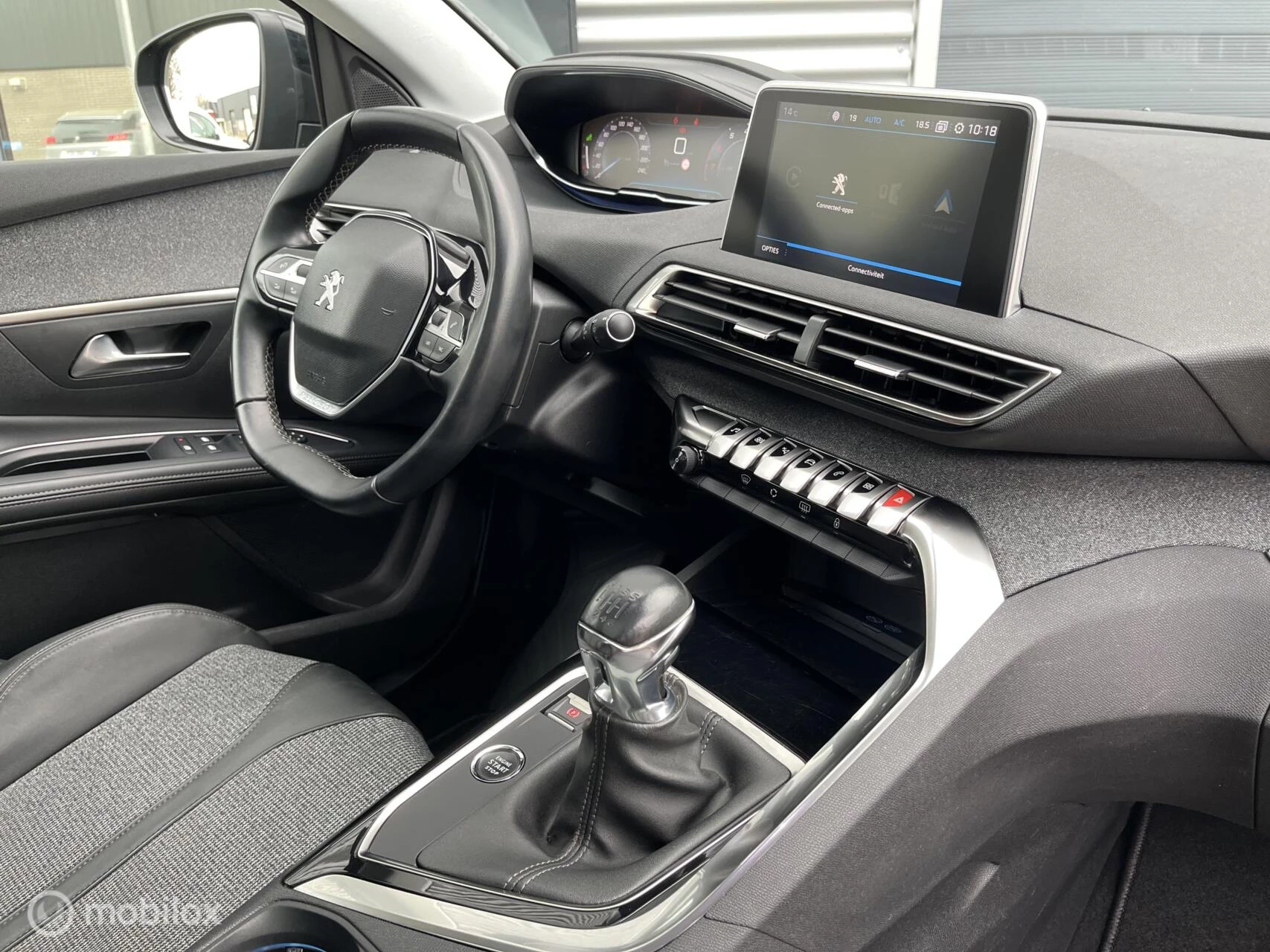 Hoofdafbeelding Peugeot 5008