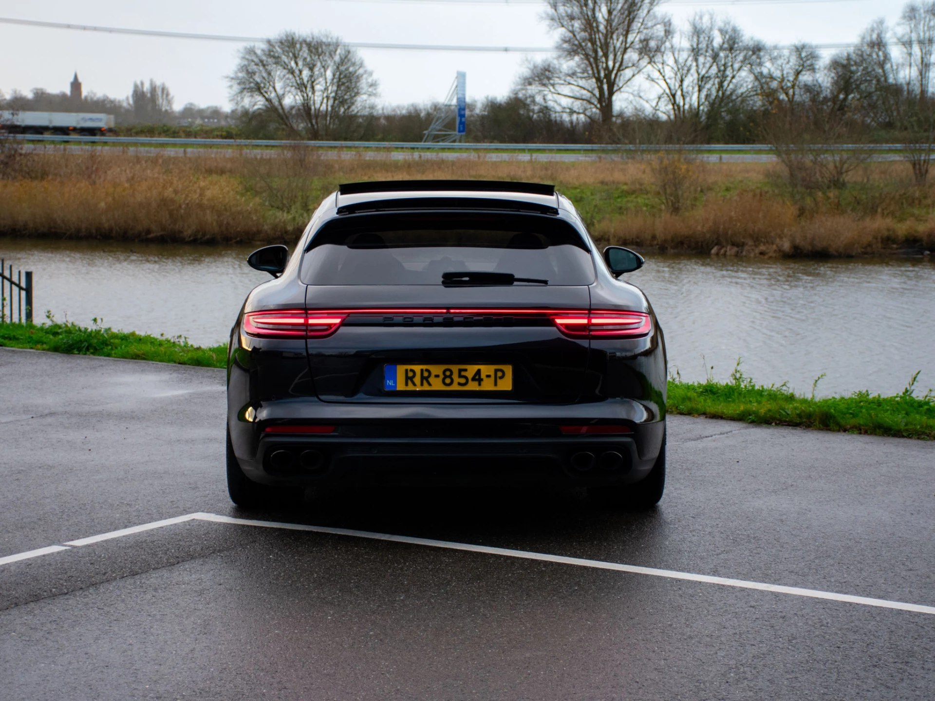 Hoofdafbeelding Porsche Panamera