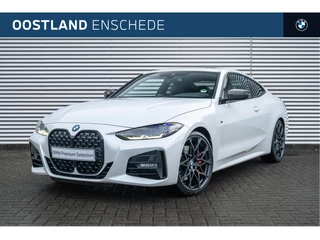Hoofdafbeelding BMW 4 Serie BMW 4 Serie Coupé 420i High Executive M Sport Automaat / Schuif-kanteldak / M sportstoelen / Achteruitrijcamera / Adaptief M Onderstel / Comfort Access / Stoelverwarming