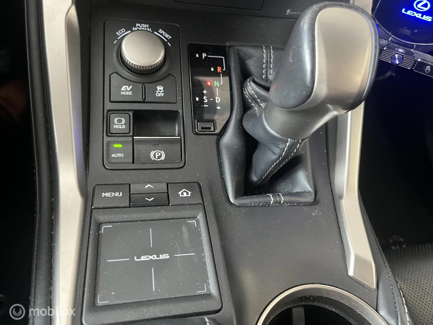 Hoofdafbeelding Lexus NX