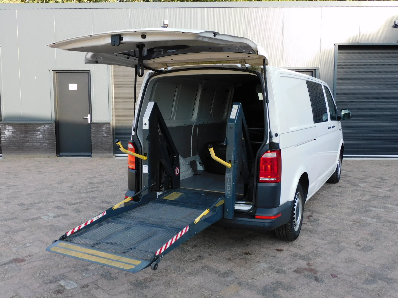 Hoofdafbeelding Volkswagen Transporter