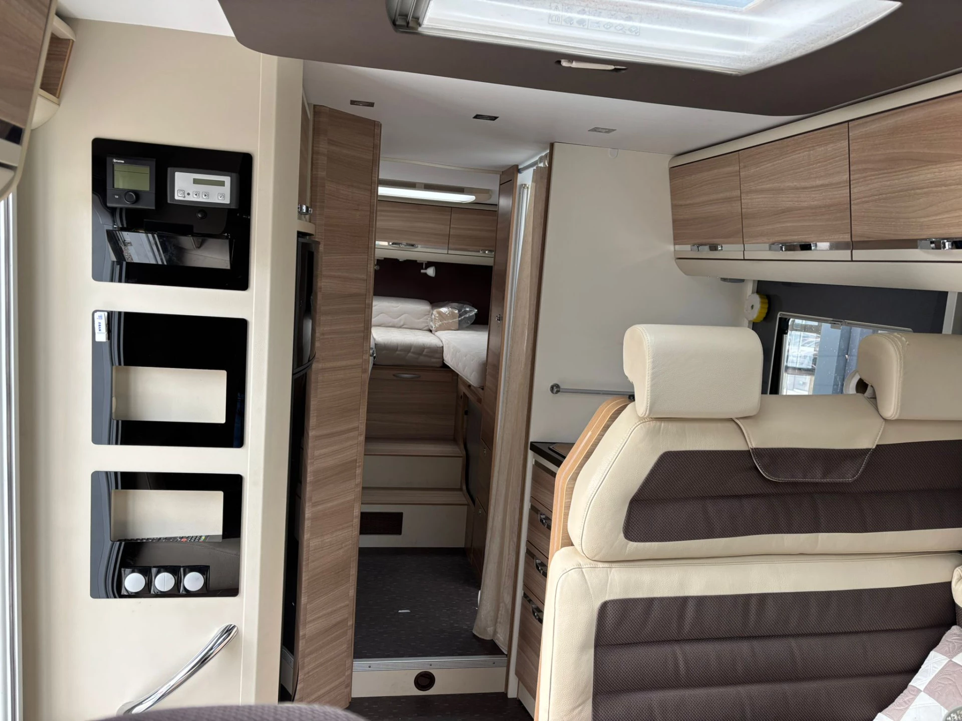 Hoofdafbeelding Adria CORAL S 670SL