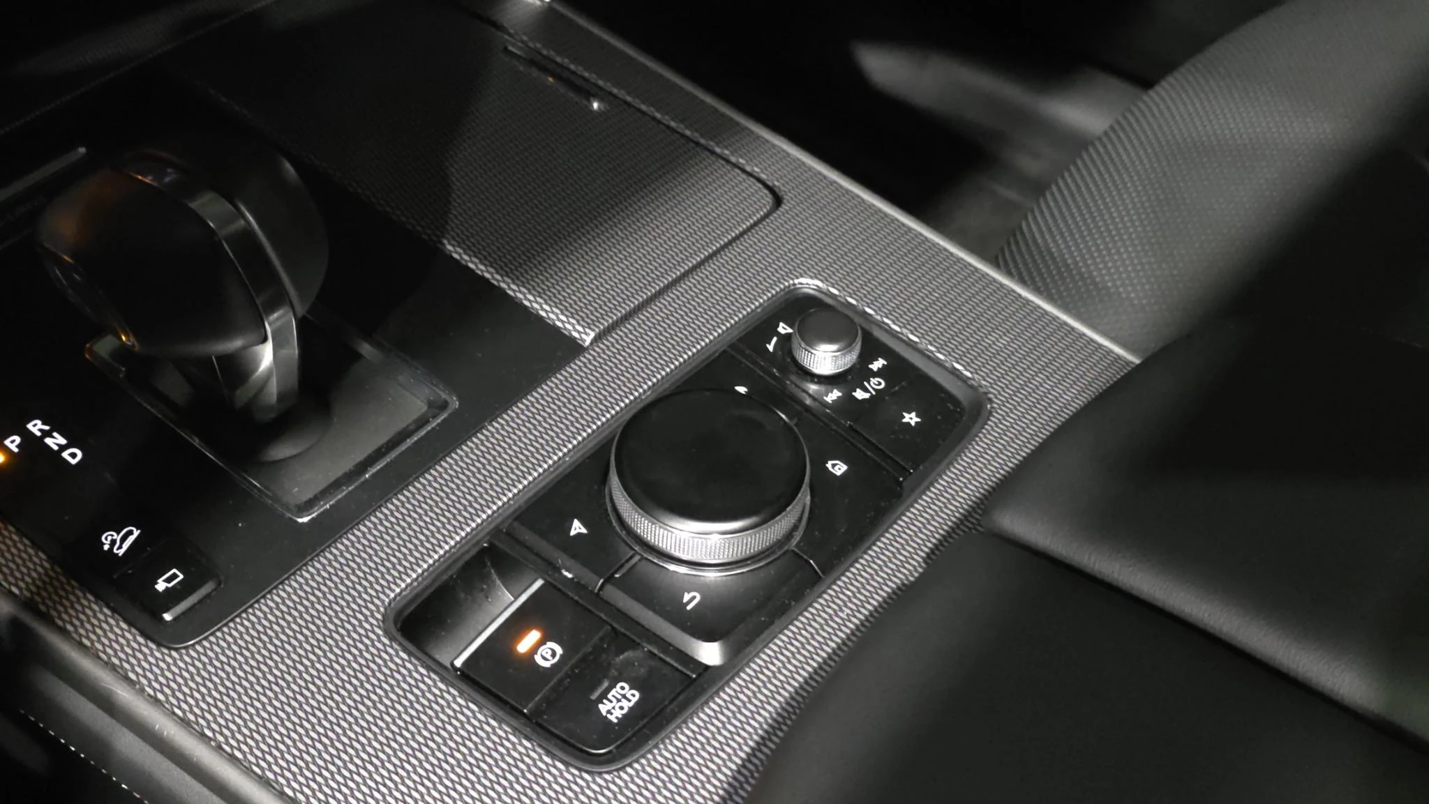 Hoofdafbeelding Mazda CX-60